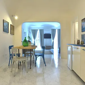 la-locanda-dei-corrieri.palermohotels.org/